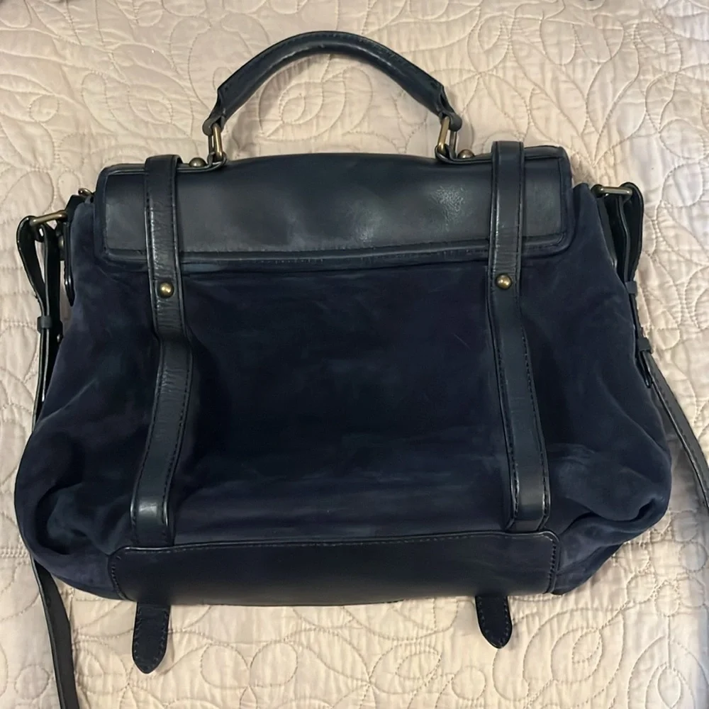 Kate Spade Westward Emily & Merritt Navy Blue Laptop Vintage Hobo Shoulder Bag